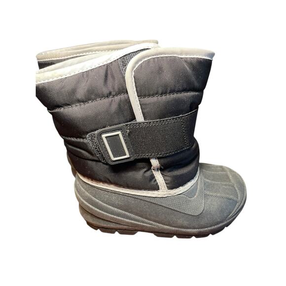 Cat & Jack Snow Boots Toddler Little Boy Girl‎ 7 Black & Grey Waterproof - Picture 3 of 9
